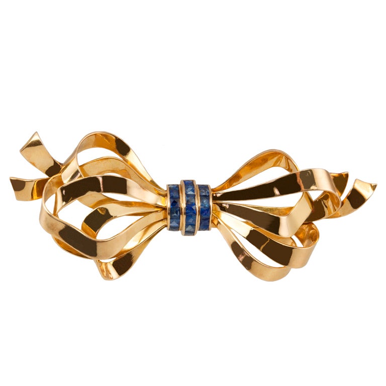 Large Bow Brooch For Sale