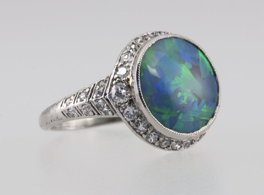 J.E. Caldwell Opal Ring In Good Condition For Sale In Los Angeles, CA
