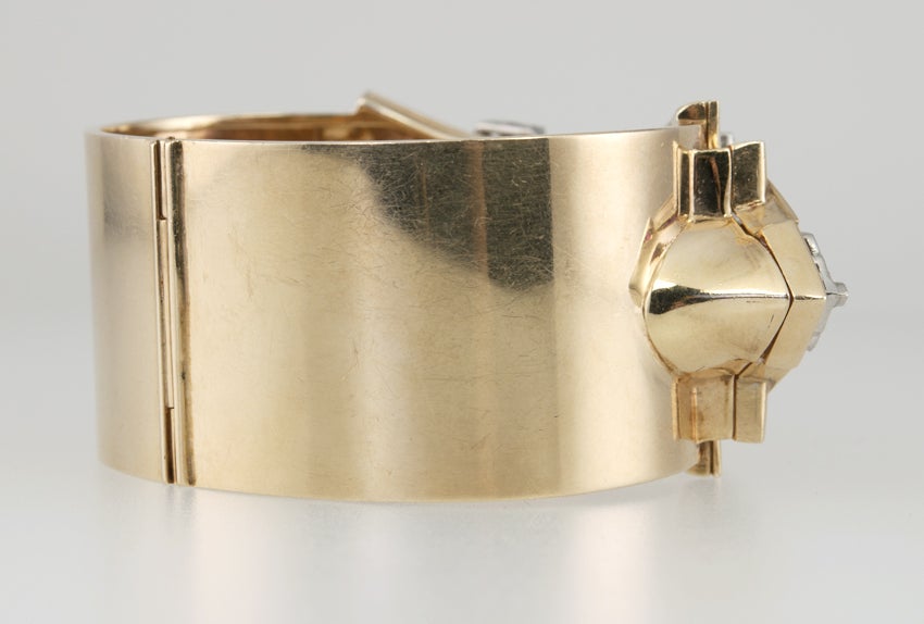 Art Deco Clips on a Retro Bangle Bracelet For Sale 3