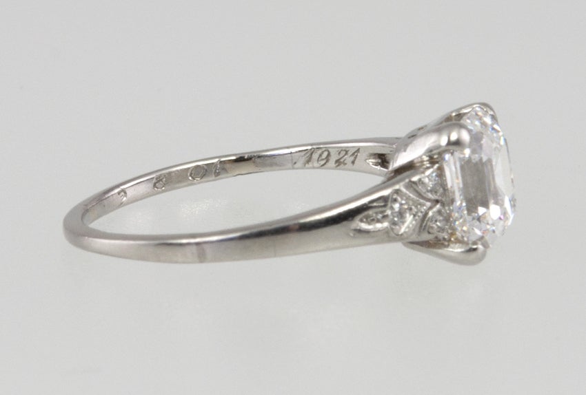 Tiffany & Co. 1.20 Carat Square Emerald Cut Diamond Platinum Ring For Sale 2