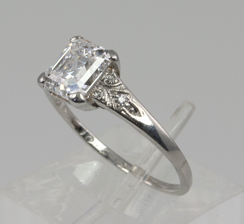 Tiffany & Co. 1.20 Carat Square Emerald Cut Diamond Platinum Ring For Sale 3
