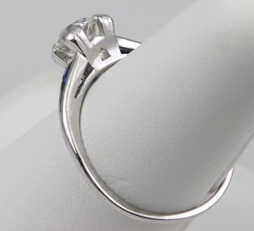 0.91 Carat Old European Cut Diamond and Sapphire Platinum Art Deco Ring For Sale 1