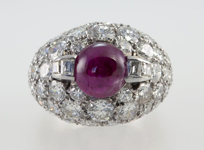 Vintage Diamond Cluster and Ruby Dome Platinum Ring In Excellent Condition For Sale In Los Angeles, CA