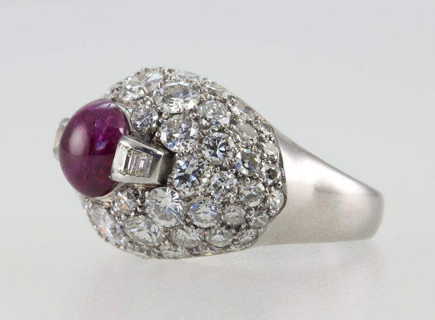 Vintage Diamond Cluster and Ruby Dome Platinum Ring For Sale 2