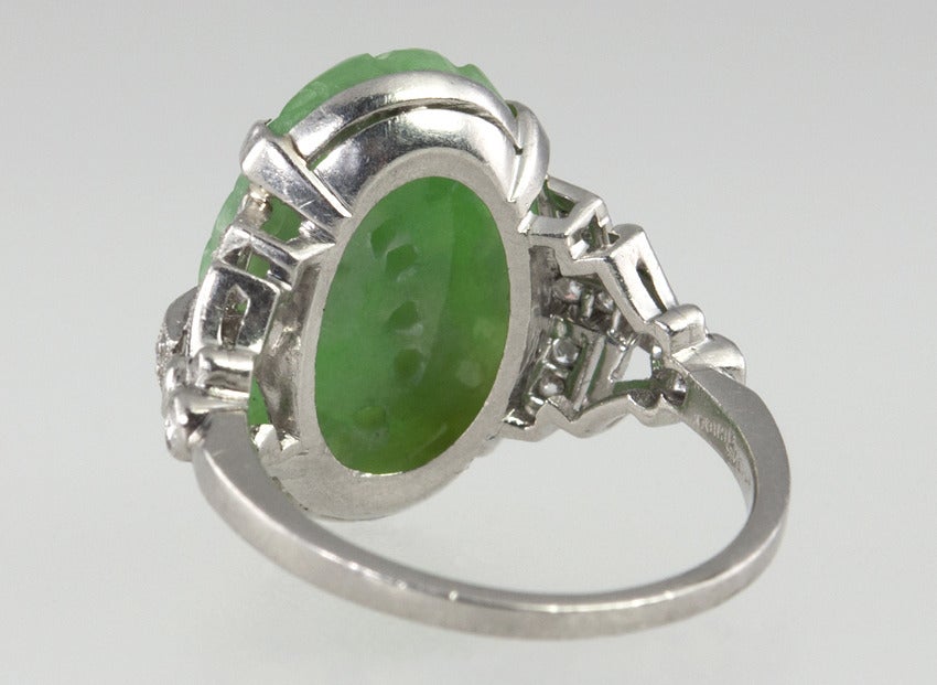 Art Deco Carved Jade Ring For Sale 2