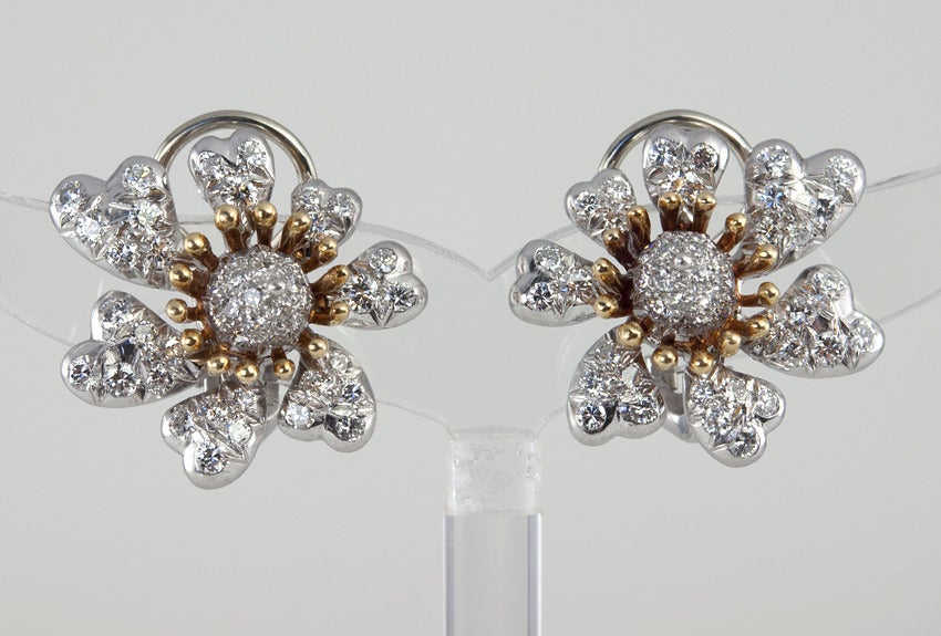 TIFFANY SCHLUMBERGER Diamond Flower Earrings In Excellent Condition In Los Angeles, CA