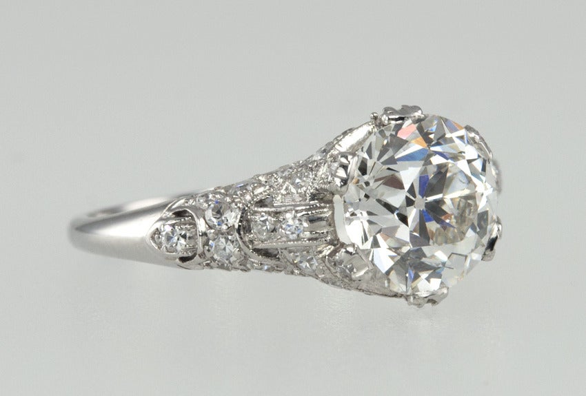 2.19 Carat Old European Cut Diamond and Platinum Engagement Ring In Excellent Condition For Sale In Los Angeles, CA