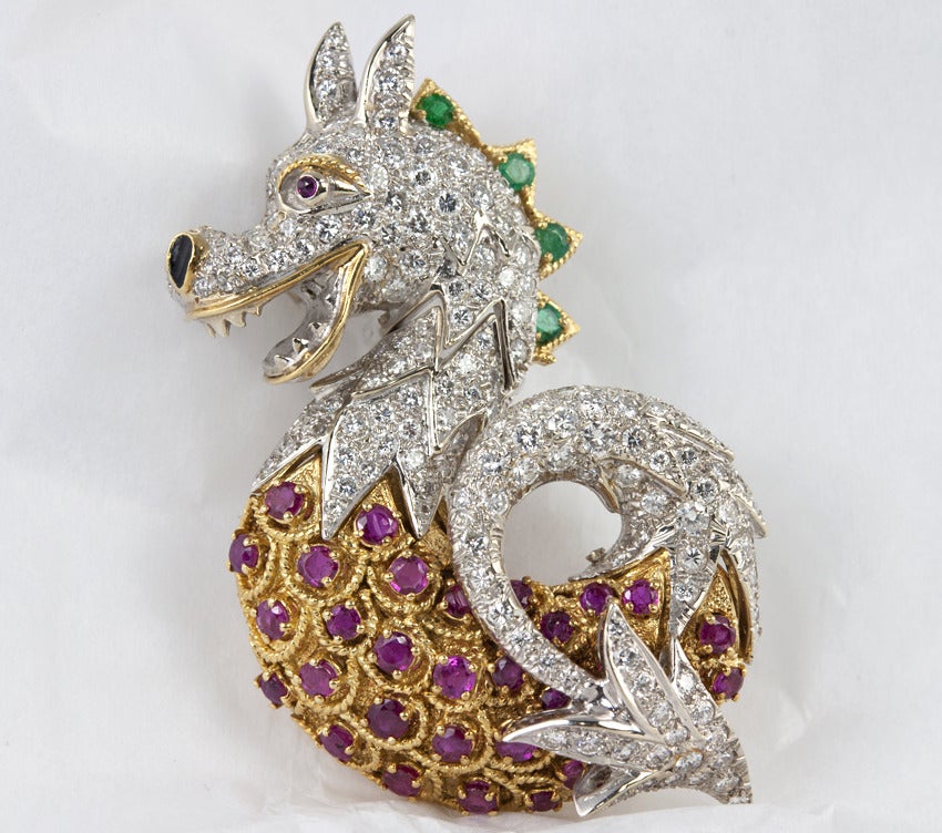 Dragon Brooch with Rubies and Diamonds In Excellent Condition For Sale In Los Angeles, CA
