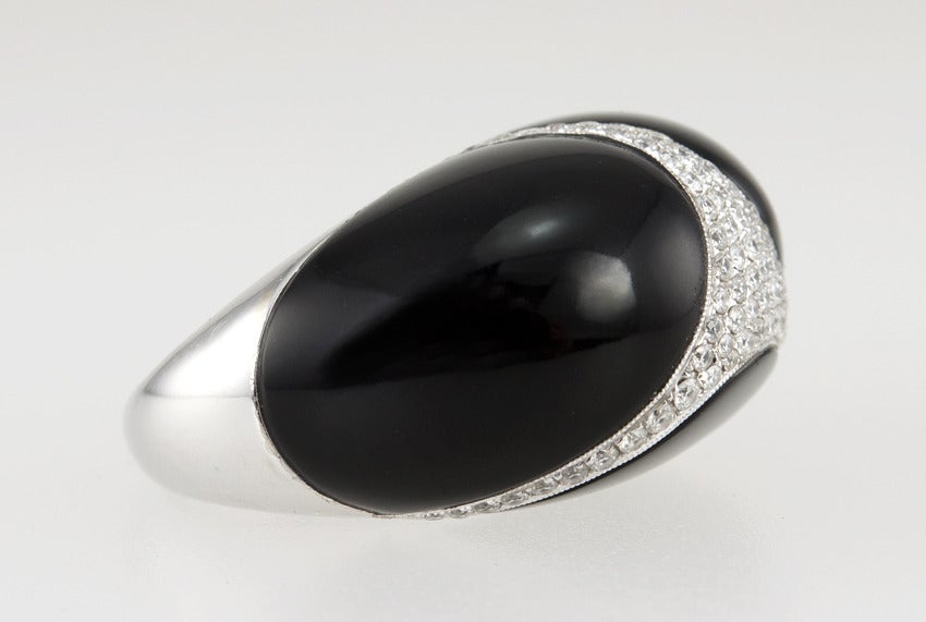 Black Jade and Diamond Dome Ring In Excellent Condition For Sale In Los Angeles, CA