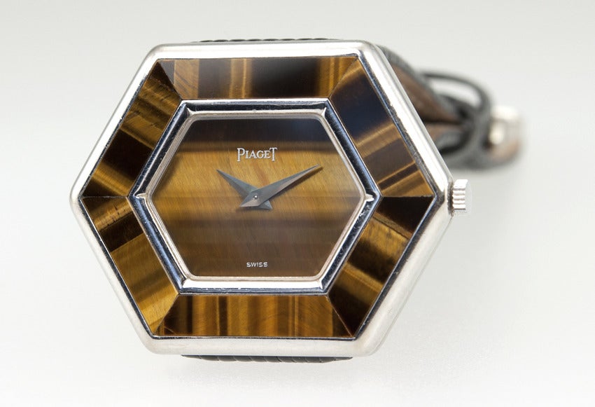 Piaget Lady's White Gold and Tiger's Eye Hexagonal Wristwatch circa 1970s In Good Condition In Los Angeles, CA