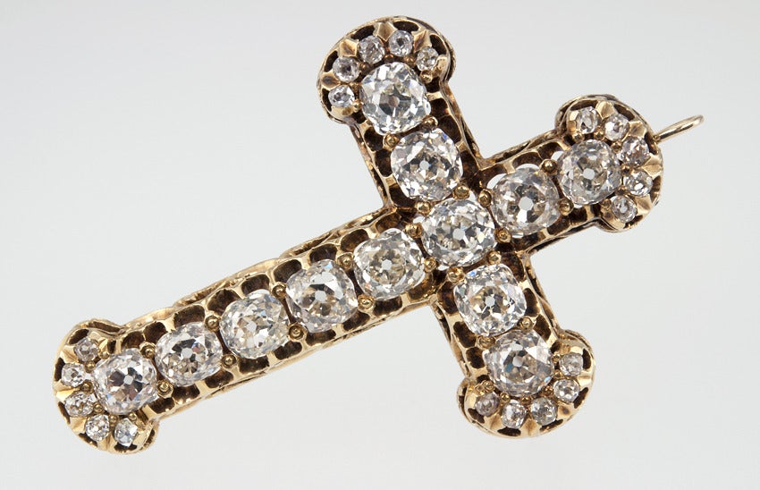 Women's Large Diamond Cross