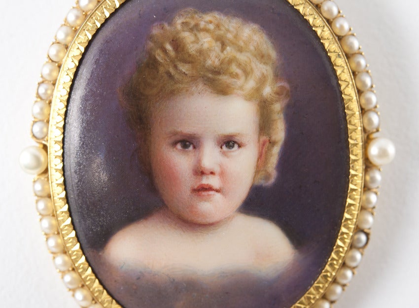Victorian Portrait pendant For Sale 5