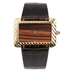 Gerald Genta Lady's Yellow Gold Wristwatch with Wood Dial