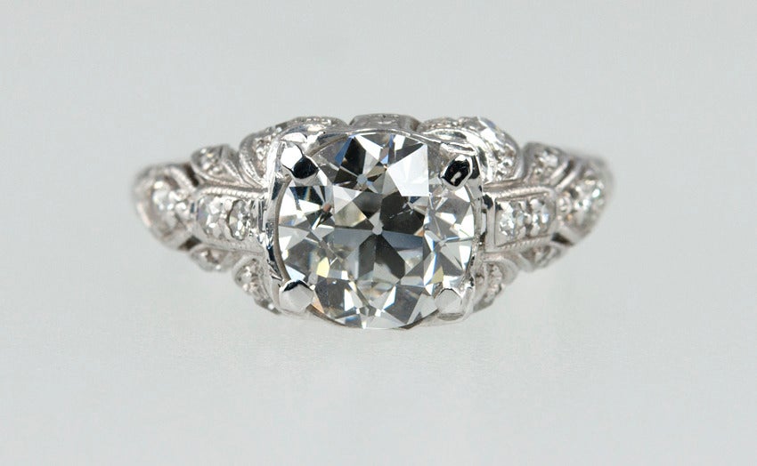 1.56 Carat Platinum Art Deco Engagement Ring For Sale 1