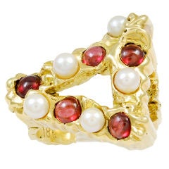 BARBARA ANTON Rare Garnet Pearl and Gold Ring