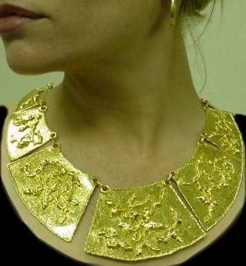 JEAN   MAHIE   Fabulous  Gold  Collar   Necklace 2