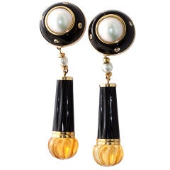 Pearl Onyx Dangle Earclips 8