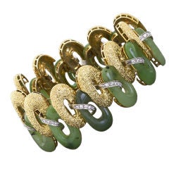Gold and Jade Bracelet with Diamond Ribbon Motif