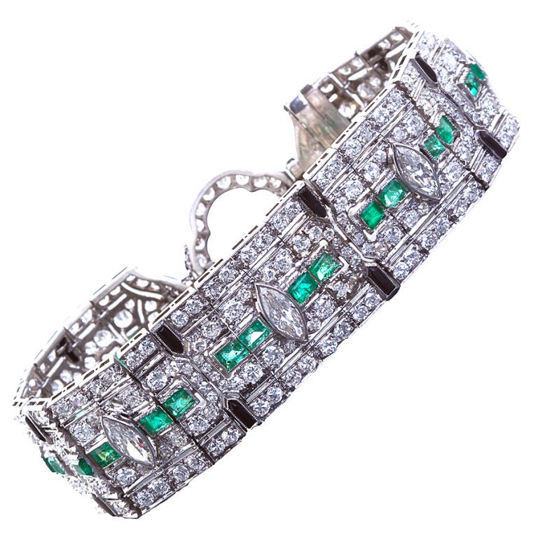 Marquise Cut Art Deco Five Diamond Emerald Onyx Diamonds Buckle Bracelet 17.70 Carats