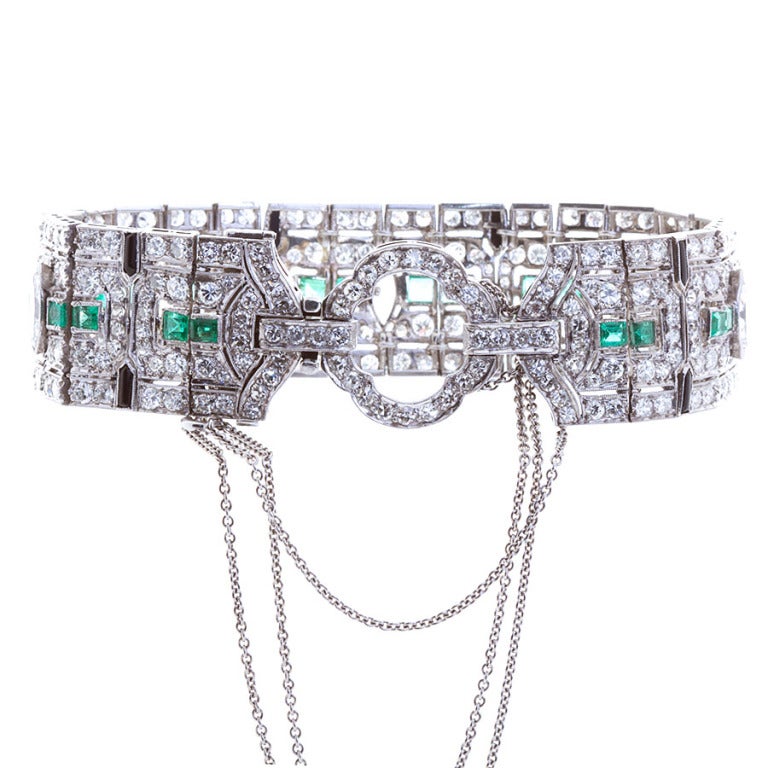 Women's Art Deco Five Diamond Emerald Onyx Diamonds Buckle Bracelet 17.70 Carats