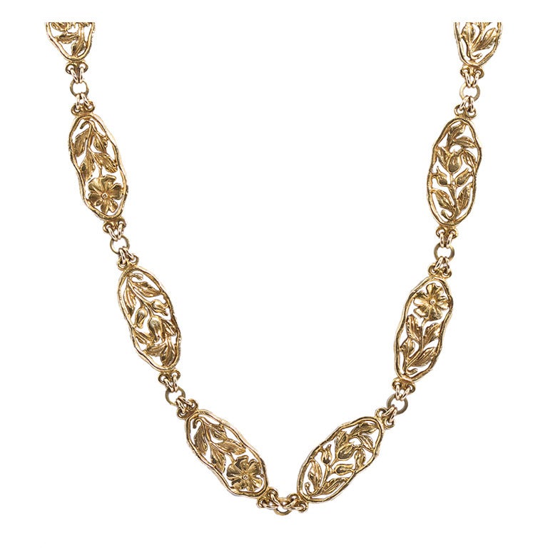 Gold Pierced Flower Chain Necklace
