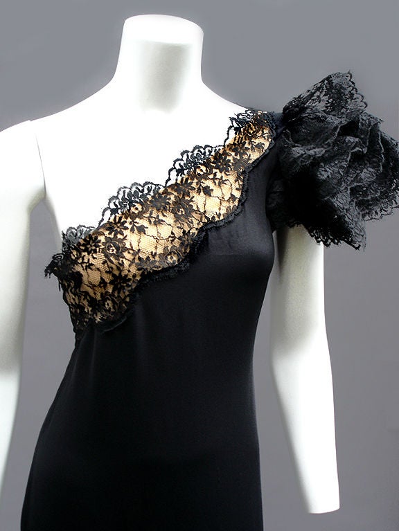 70s Bill Blass One-Shoulder Gown in Slippery Silk with Lace Flower In Excellent Condition For Sale In Miami Beach, FL