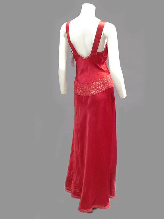 40s Miss New Yorker Ruby Red Sexy Bias Cut Satin Slip In Excellent Condition For Sale In Miami Beach, FL