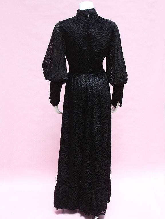 60S DIORLING BY CHRISTIAN DIOR VICTORIAN VELVET For Sale 3