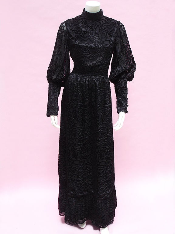 60S DIORLING BY CHRISTIAN DIOR VICTORIAN VELVET For Sale 6
