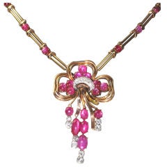 Retro Star Ruby Cabochon Gold Necklace