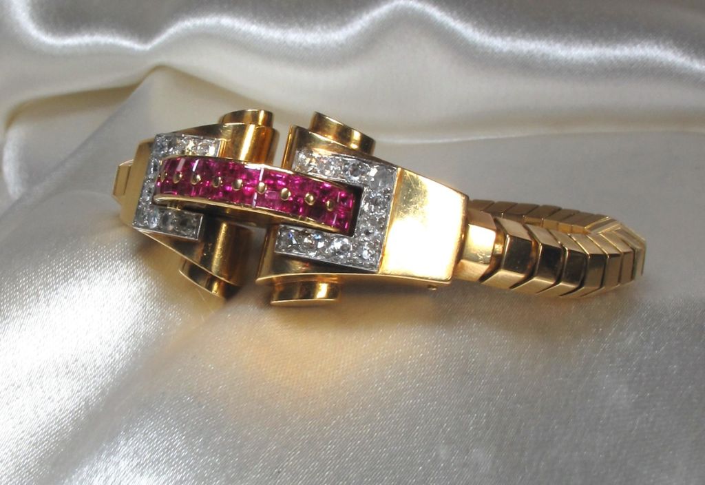 BOUCHERON Paris 1937 Pink Sapphire Gold Bracelet