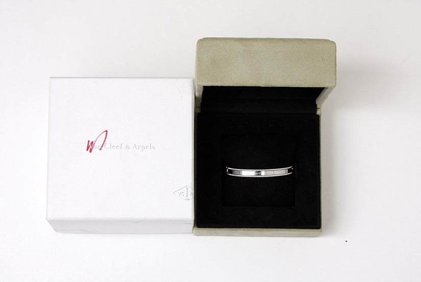 van cleef signature bracelet