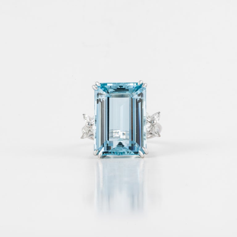 Aquamarine engagement rings tiffanys