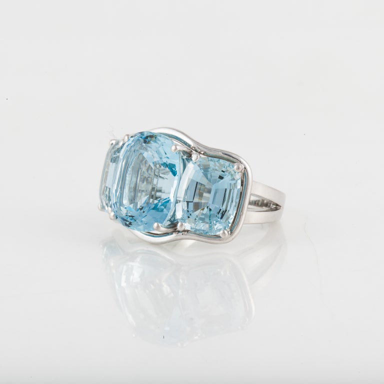This platinum ring by Verdura features three oval-cut aquamarines weighing 16.5 carats total weight.