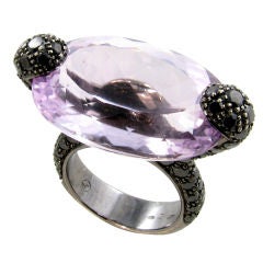 GIORGIO ARMANI Ring aus Kunzit und schwarzem Diamanten.