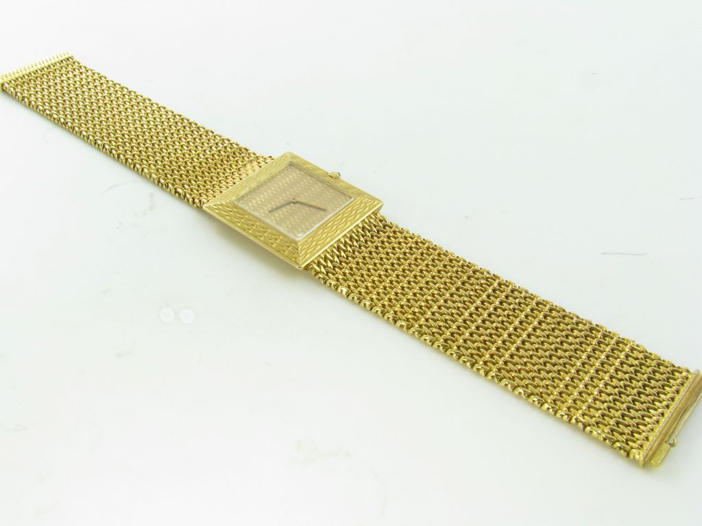 BOUCHERON Montre-bracelet en or jaune tissé 1