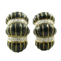 DAVID WEBB Fabulous Onyx, Diamond and Gold Earrings.