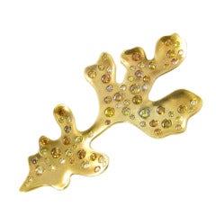 ANGELA CUMMINGS Fancy Colored Diamond Gold Stylized Oak Leaf Brooch