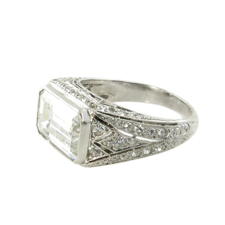 A Gorgeous  Art Deco Diamond Platinum Engagement  Ring  at 