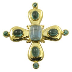 A stunning Elizabeth Locke Maltese Cross Pendant