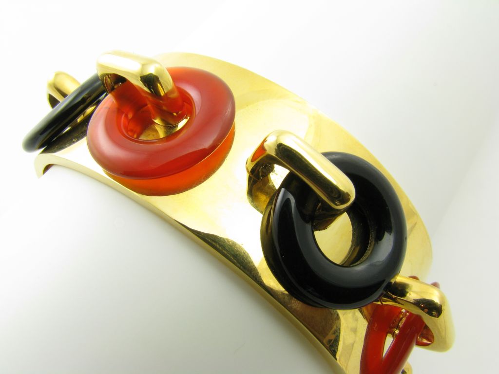 CIPULLO unique gold, onyx & carnelian bangle bracelet.