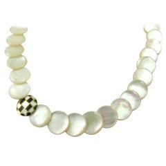 Retro TIFFANY & CO. stylish mother of pearl, onyx and gold necklace.