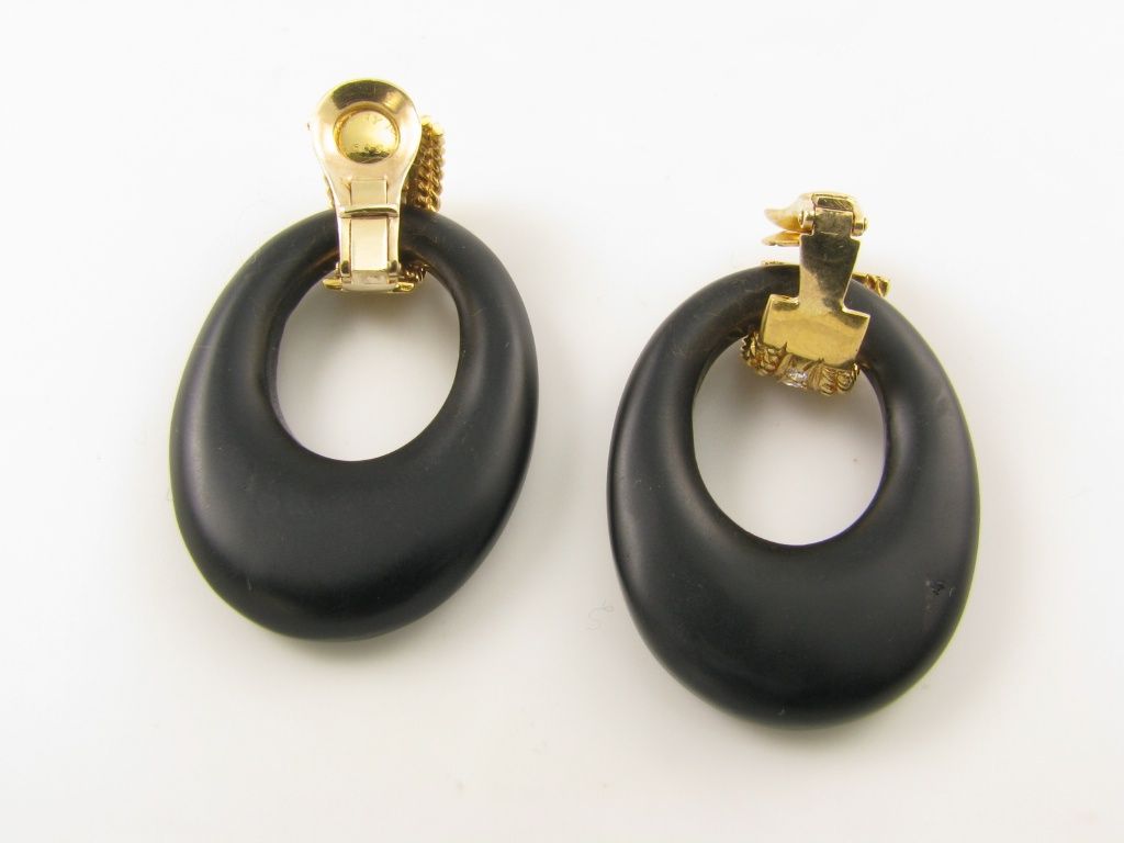 Women's VAN CLEEF & ARPELS fabulous ebony, gold and diamond earrings.