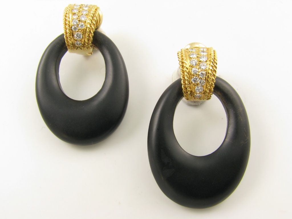 VAN CLEEF & ARPELS fabulous ebony, gold and diamond earrings. 1