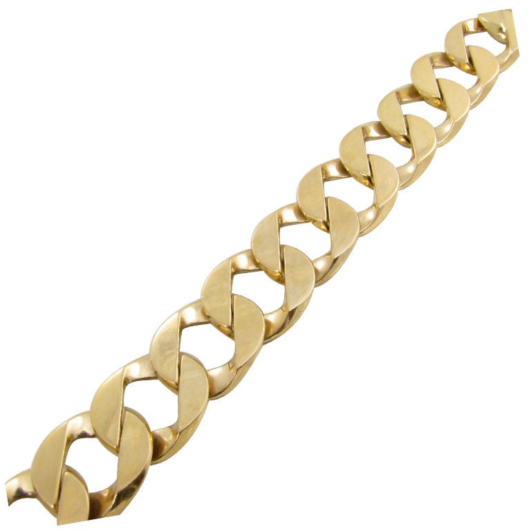 VERDURA classic gold link bracelet.