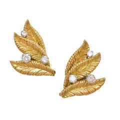 Elegant French 18kt Gold 
Diamond Leaf Earclips