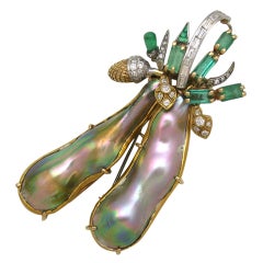 Vintage SEAMAN SCHEPPS Emerald "Pea Pod" Brooch