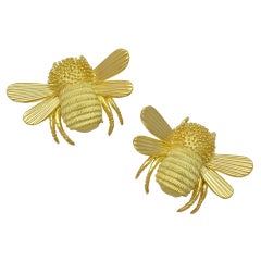 Vintage Charming Gold Bumble Bee Earclips