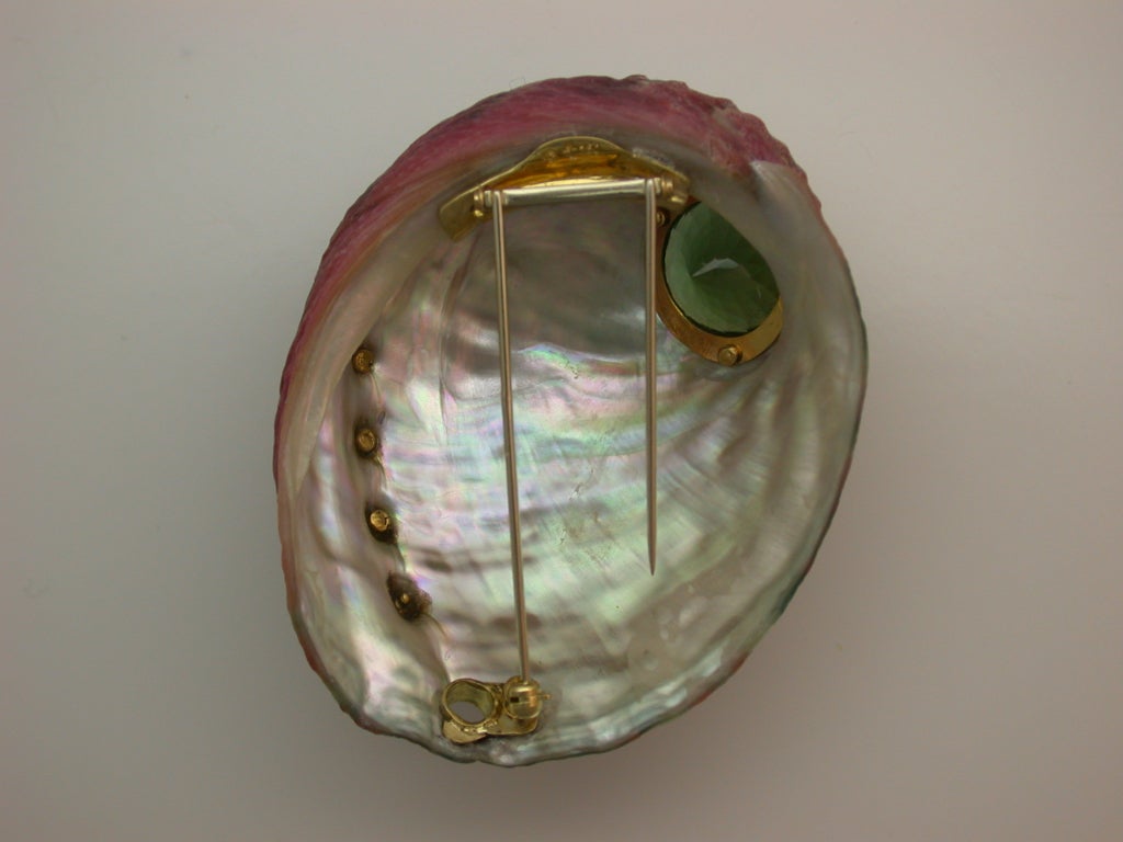 Contemporary Trianon Raspberry Shell Brooch/Pendant For Sale