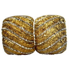 BUCCELLATI Bright Gold Earrings